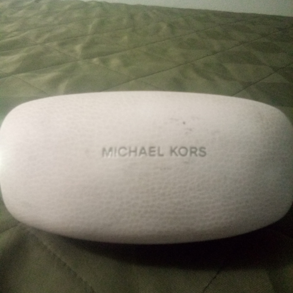 Michael Kors MK 5015 (Astrid III) Sunglasses - Picture 8 of 8